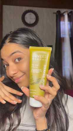 ✨ Herbal care, happy skin! 🌿💚
Loving this Jovees Herbal sk