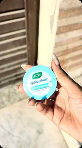 Using the JOY Moisturizer for soft, smooth & healthy-looking