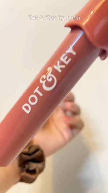Glossy lips on a budget? Count me in! 💋 Comment for links �