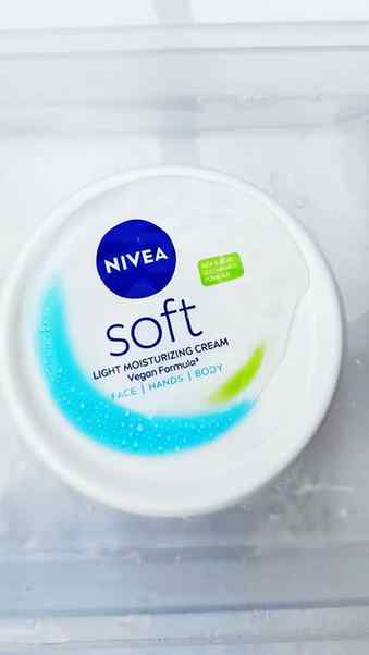 One moisturizer that does it all
@niveaindia
With 300% more