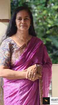 ഇതൊക്കെ ലോക്കറിൽ വെയ്ക്കാൻ പറ്റില്ലല്ലോ, സൂക്ഷിച്ചു വെക്കാൻ