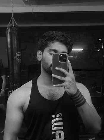 NO PAIN NO GAIN โ๐ญ๐
.
.
#hyderabad #gymlife #gymtime