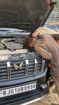 Mistri maan jao๐ฒ๐
.
.
.
#scorpioclassic #cartips #mahindra