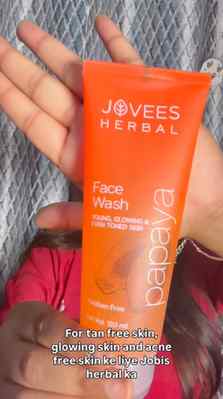 Jovees Herbal Papaya Face Wash helps remove dirt and impurit