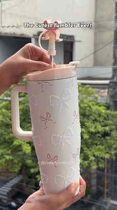 Hydration has never looked this cute! 💖🎀 The perfect mix o