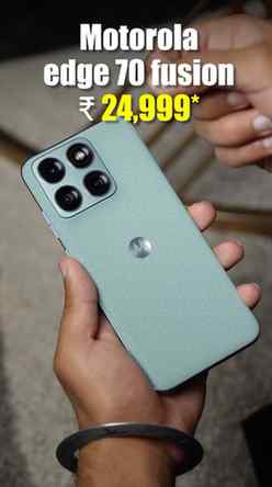Sabhi ke paas wahi boring phone aur covers hain? 🥱 It’s tim