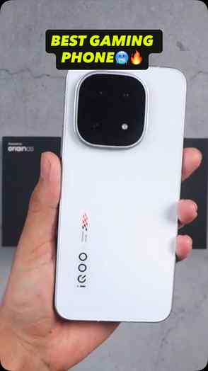 Is ₹70,000-80,000 budget mein best flagship phone chahiye? �