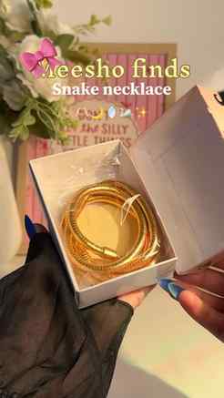 The viral snake necklace from Meesho finally is here ๐
Comm