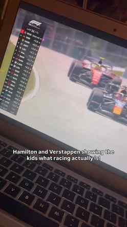 Lewis and Max at it again! 🏎️

#f1 #lewishamilton #maxverst