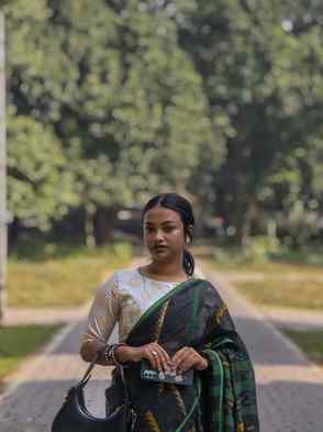 Nari in Saree?๐ฅป