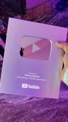 Silver play button ๐ฅ