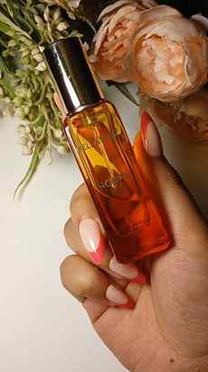 If you want to smell like the queen bee herself, Bella Vita