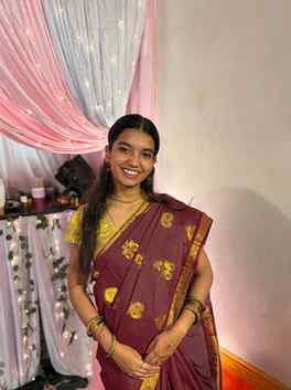 🌺✨
.
.
#instagram #instagood #sarees #india #trekking
