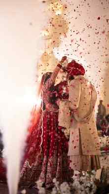 Me or my jeeti hui baazi💗
.
#couplegoals #wedding #engageme