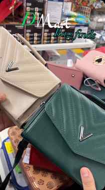Went in for groceries, came out with a new favorite handbag.