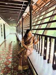 🪷🦢🪞
No crop top and jeans can give this!!!
#onam #onamout