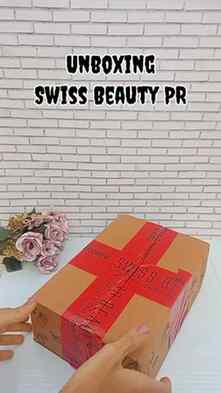 Unboxing my @officialswissbeauty PR and I’m already excited 