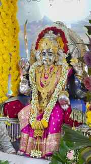 श्री देवीचे हिंदोळ्यावर विराजमान दर्शन✨