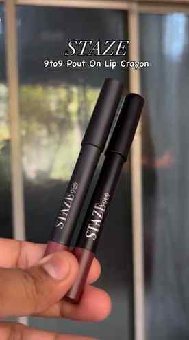 POV: You finally found a lip crayon that stays put without d