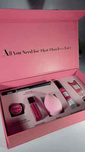 Get Valentine's ready with The Glam ready Makeup kit by @enn