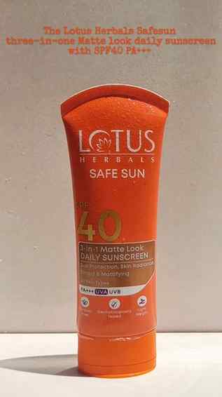 Presenting Indiaโs first tinted sunscreen from lotus herbals