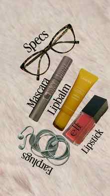 Share yours in the comments 💌
#everydayessential #lipbalm #
