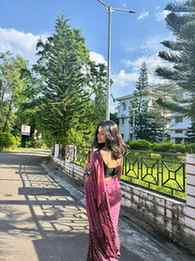 Mom’s 90’s Sarees are legit chatpate 😋
