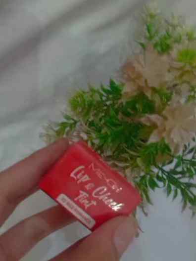 Trying the Lip & Cheek Tint from @meoncosmeticsindia
#meon