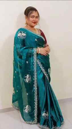 Meesho Most Viral Saree Unboxing | 5 Sarees ✨

Aaj maine Mee