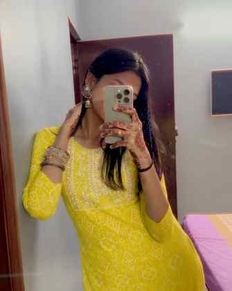 shuddh desi look π
(Indian wear, ethnic clothing, desi out