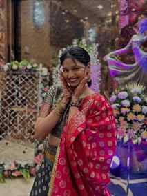 Oh to be a desi girl πΉ