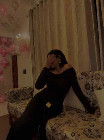 a lil black dress moment π€
Wearing @savana
[ black dress