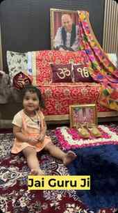 POV: You’re teaching your twins about Guruji 🙏 
But they ha
