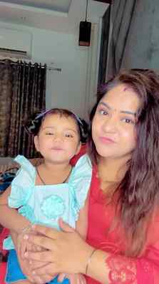 Let’s sing Johny Johny Yes Papa together! 🎶👶
Twin choti ba