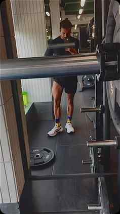 flex day, leg-day grind. 🦵🔥
Building these chiseled legs o