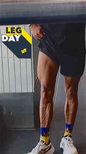 Friday flex, leg-day grind. 🦵🔥
Building these chiseled leg