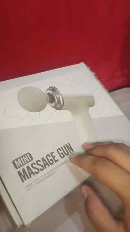 I didn’t expect this tiny massage gun to feel THIS good 😳✨