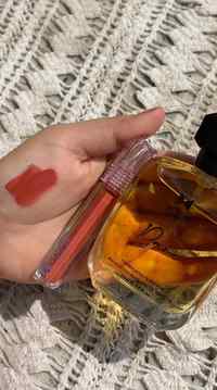 Collecting moments, favorite scents, and perfect lip shades.