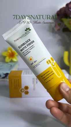 SPF 50+ protection with a matte, non-greasy finish.
Lightwei