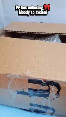 Pr unboxing vedio 🎀
#moody #unboxing #ᴠᴀɪʀᴀʟ #vedio