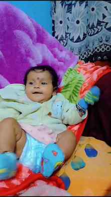 Aap yitne gore q ho raj #cute #cutebaby#babyphotoshoot #love