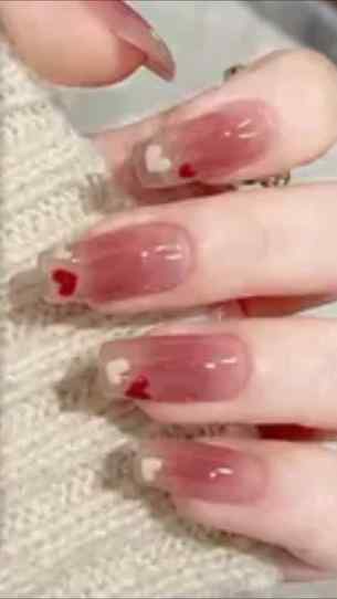 A tiny nail upgrade without spending too much 💅💕
Would you