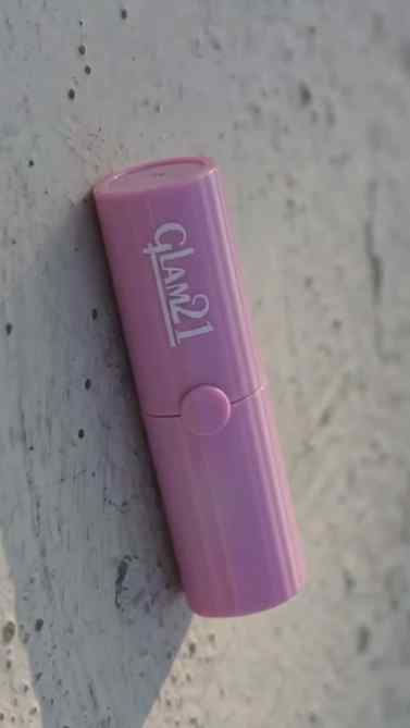 Glam21 gel lipstick.. Lightweight and glossy
.
.
.
#glam21 #