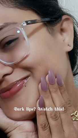 Dark lips mele gloss kanstillva ? Nodi idu! 💋
SUGAR Glide