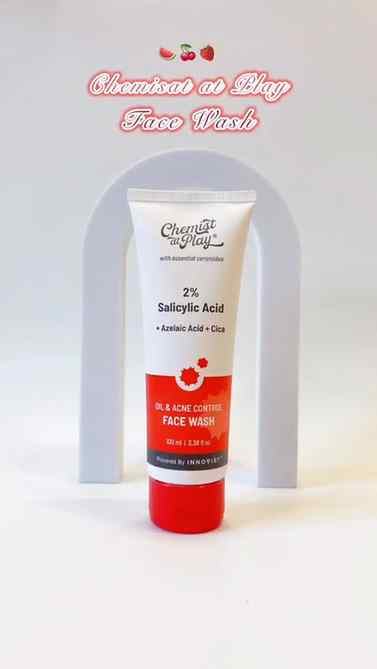 Bye bye excess oil
Hello fresh, clean glow
My skin is lite