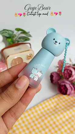 The cutest lip mud i’ve ever seen?! 🐻💋✨
meet the gege bea