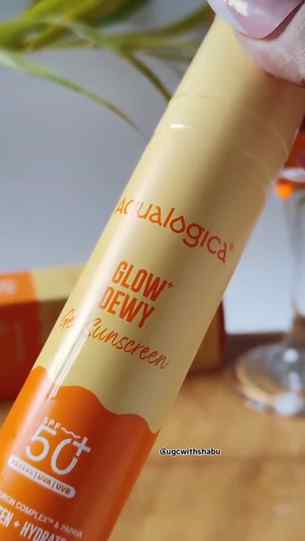 Sun protection meets hydration!☀️✨️
Aqualogica Glow+ Dewy S