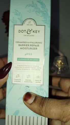Comment for links 
Dot & key barrier repair moisturizer 

@d