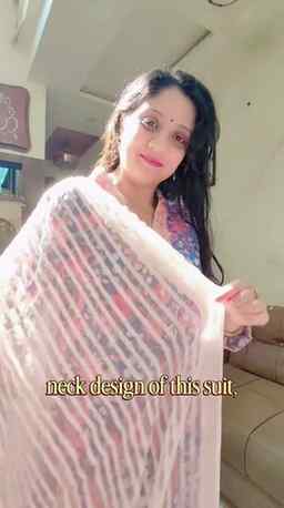 This floral cotton suit is giving such a pretty and elegant 