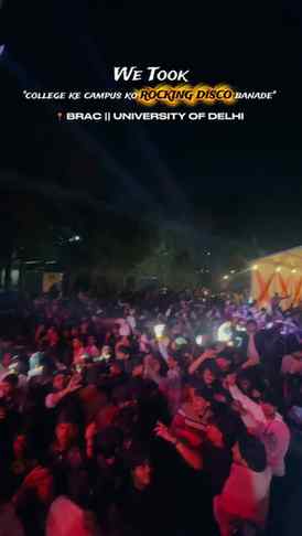 College campus turned into a rocking disco 🎶🔥
Shivam Chowh